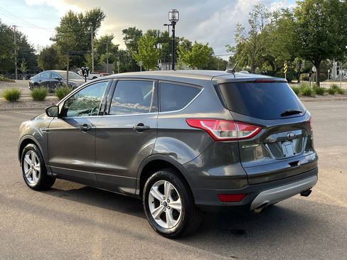 Used 2015 Ford Escape SE AWD/4WD image 11