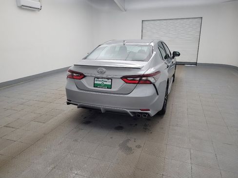 Used 2021 Toyota Camry SE image 7