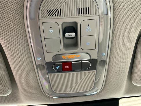 Used 2024 Hyundai Ioniq 5 Limited image 27