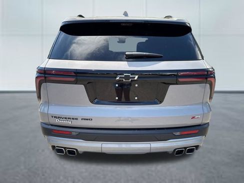Used 2026 Chevrolet Traverse Z71 AWD/4WD image 3