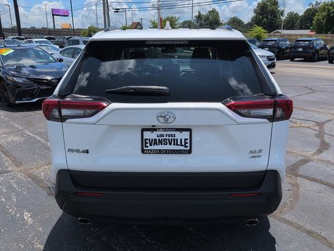 Used 2025 Toyota RAV4 XLE AWD/4WD image 6
