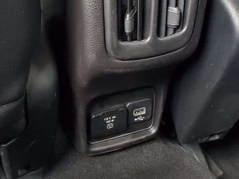 Used 2019 Jeep Compass Limited AWD/4WD image 26