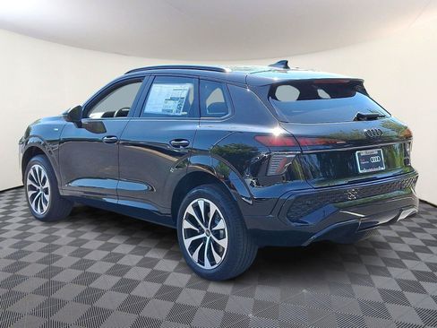 New 2026 Audi Q3 quattro 2.0T AWD/4WD image 4