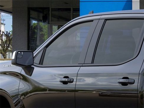 New 2026 Chevrolet Silverado 1500 LT w/ Convenience Package II image 12