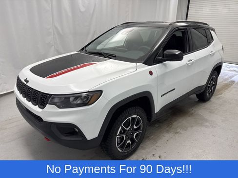 New 2026 Jeep Compass Trailhawk AWD/4WD image 6