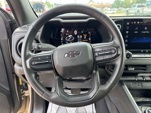 Used 2023 Chevrolet Colorado Trail Boss w/ Advanced Trailering Package AWD/4WD image 15
