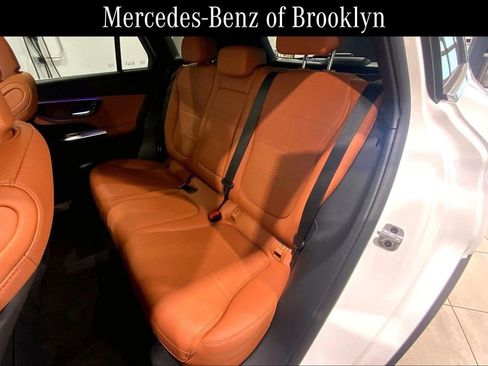 Used 2026 Mercedes-Benz GLC 300 4MATIC image 20