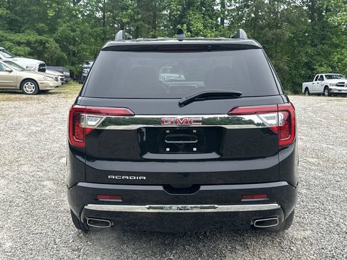 Used 2022 GMC Acadia Denali w/ Denali Technology Package FWD image 4