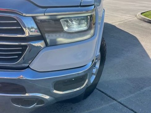 Used 2020 RAM 1500 Laramie AWD/4WD image 13