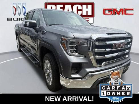Used 2019 GMC Sierra 1500 SLE w/ SLE Value Package AWD/4WD image 1