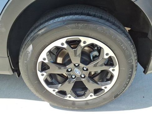 Used 2023 Subaru Crosstrek 2.0i AWD/4WD image 25
