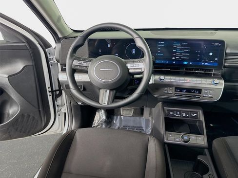 Certified 2024 Hyundai Kona SEL w/ Convenience Package FWD image 23