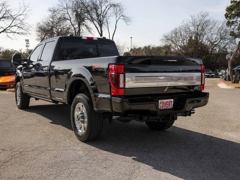 Used 2022 Ford F350 Platinum w/ FX4 Off-Road Package image 6
