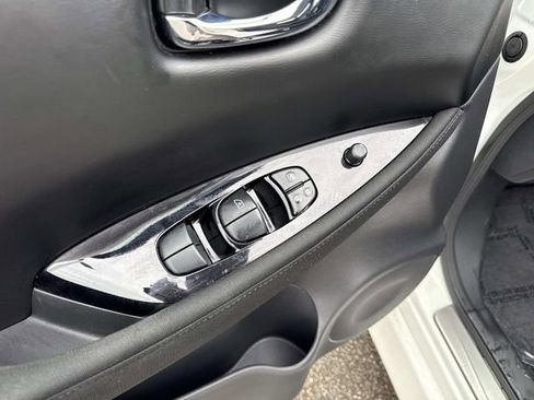 Used 2023 Nissan Leaf SV Plus image 12