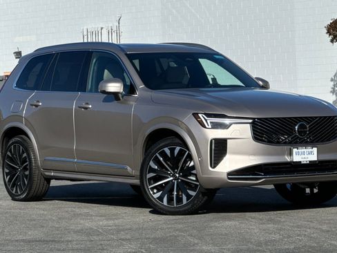New 2026 Volvo XC90 B5 Ultra w/ Protection Package Premier image 7