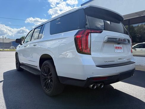 Used 2021 GMC Yukon XL Denali AWD/4WD image 17