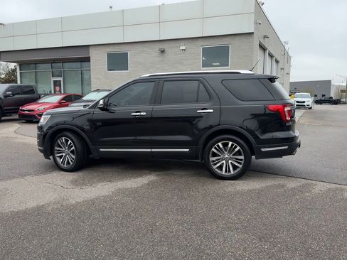 Used 2018 Ford Explorer Platinum AWD/4WD image 7