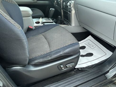 Used 2011 Toyota 4Runner Limited AWD/4WD image 12