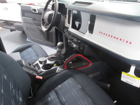 New 2025 Ford Bronco Heritage Edition image 22