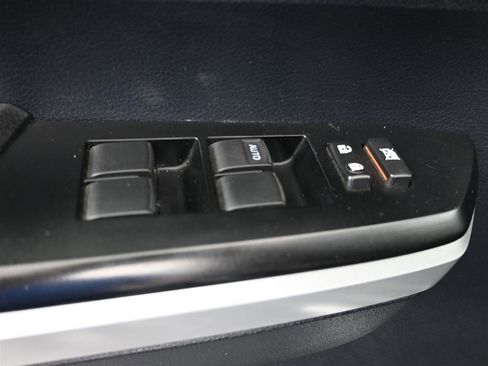 Used 2015 Toyota Tundra SR5 w/ TRD Off Road Package image 13