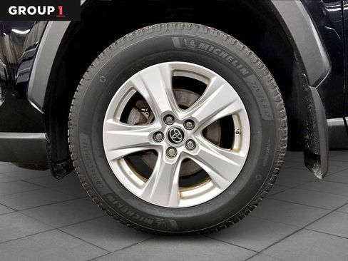 Certified 2019 Toyota RAV4 XLE image 20