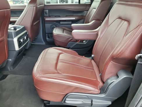 Used 2024 Ford Expedition Max Limited AWD/4WD image 11