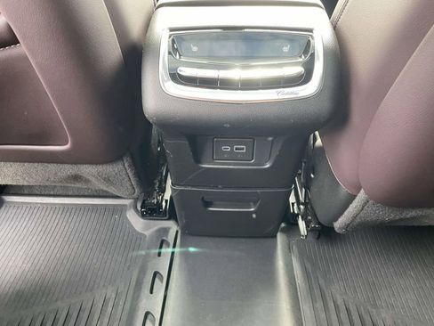 Certified 2023 Cadillac XT6 Premium Luxury image 14