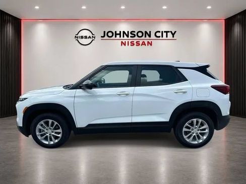 Used 2024 Chevrolet TrailBlazer LS FWD image 8