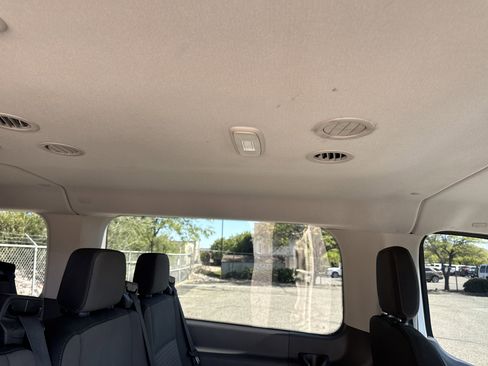 Used 2023 Ford Transit 350 XLT RWD image 14