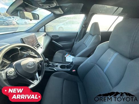 Used 2023 Toyota Corolla Cross AWD Hybrid image 10