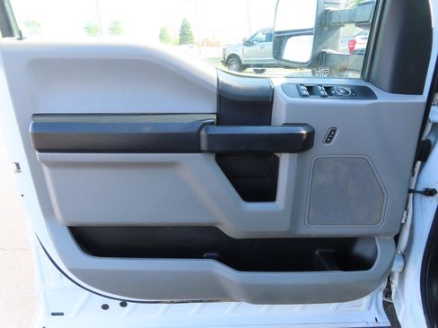 Used 2019 Ford F350 XL w/ Power Equipment Group AWD/4WD image 27