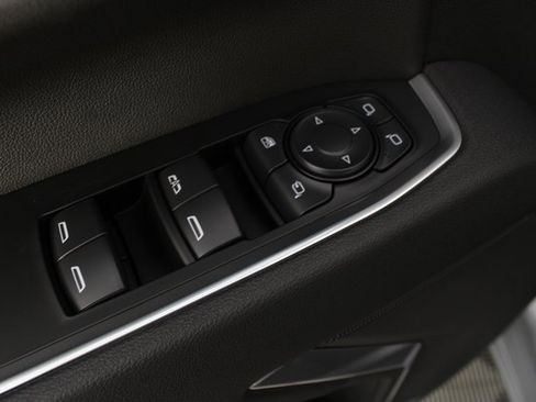 New 2026 GMC Sierra 2500 SLE w/ SLE Convenience Package image 14