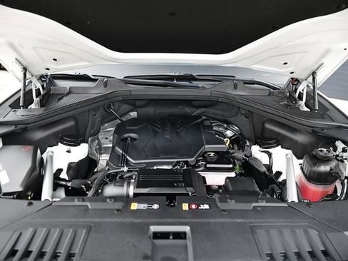 Certified 2025 Genesis GV80 2.5T Standard image 29