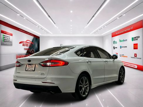 Used 2020 Ford Fusion SEL FWD image 8