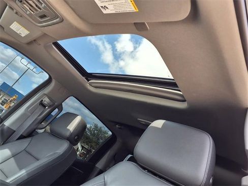 Used 2024 GMC Sierra 1500 Elevation w/ Elevation Premium Package image 8