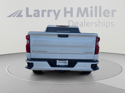 Used 2022 Chevrolet Silverado 1500 Custom AWD/4WD image 4