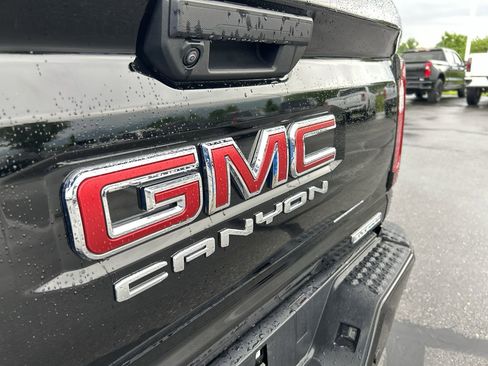 Used 2025 GMC Canyon Elevation AWD/4WD image 11