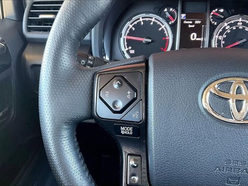 Used 2024 Toyota 4Runner TRD Off-Road Premium w/ Moonroof Package AWD/4WD image 10