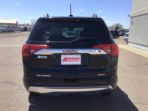 Used 2017 GMC Acadia Denali w/ Technology Package AWD/4WD image 6