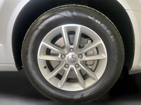 Used 2020 Dodge Grand Caravan SXT FWD image 27