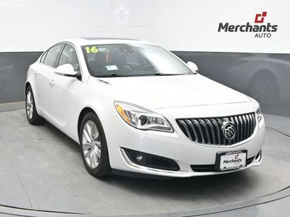 Used 2016 Buick Regal Premium w/ Driver Confidence Package #1