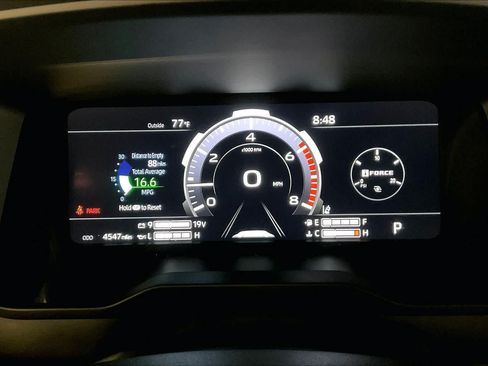 Used 2025 Toyota Tundra Platinum AWD/4WD image 24
