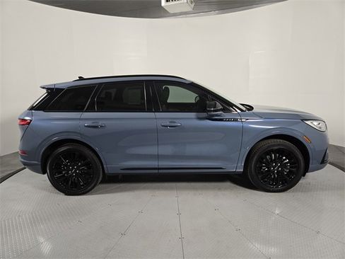 New 2026 Lincoln Corsair Grand Touring image 3