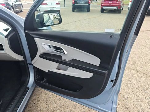 Used 2014 Chevrolet Equinox LS FWD image 17