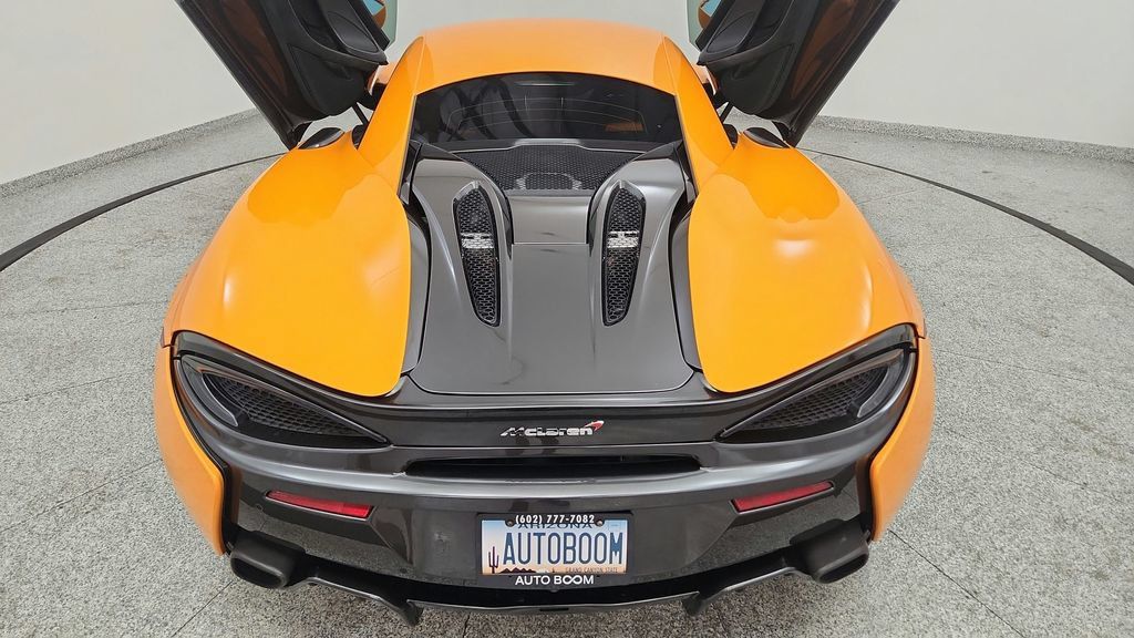 Used 2016 McLaren 570S Coupe RWD image 20