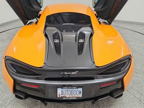 Used 2016 McLaren 570S Coupe RWD image 20