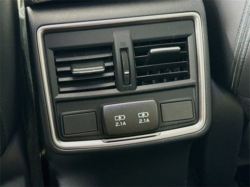 Used 2023 Subaru Forester Limited image 26