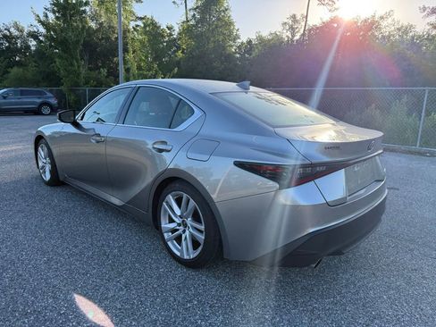 Used 2021 Lexus IS 300 w/ Comfort Package RWD image 15