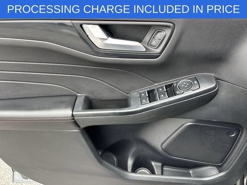 Certified 2025 Ford Escape ST-Line Select AWD/4WD image 5
