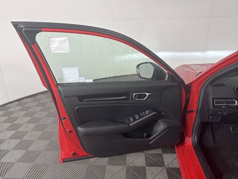 Certified 2025 Honda Civic Sport Touring image 13